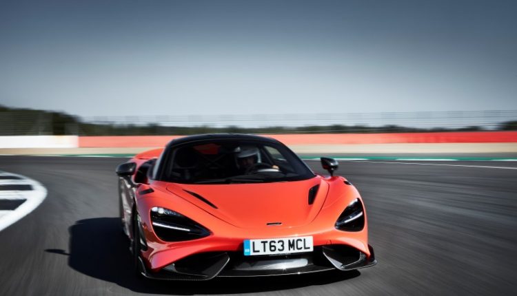 McLaren 765LT Thailand Launch (14)