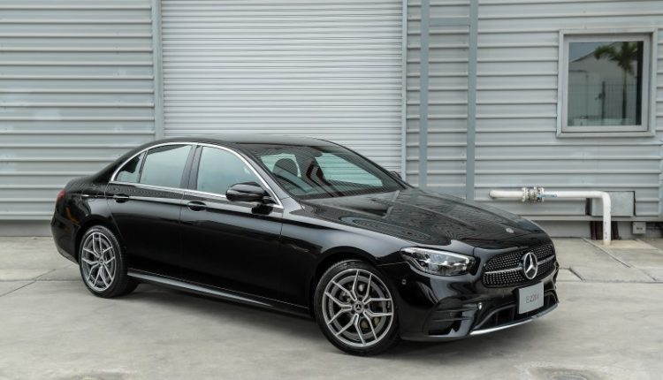 Mercedes-Benz E-Class 220 d 2021 (1)