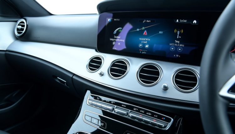 Mercedes-Benz E-Class 220 d 2021 (7)