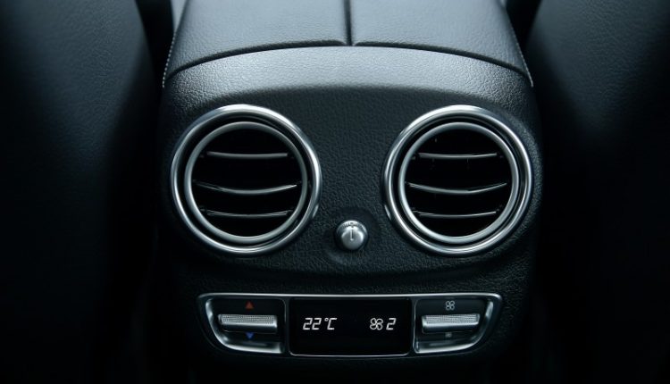 Mercedes-Benz E-Class 300e 2021 (12)