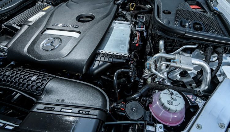Mercedes-Benz E-Class 300e 2021 (7)