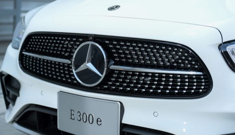 Mercedes-Benz E-Class 300e 2021 (9)