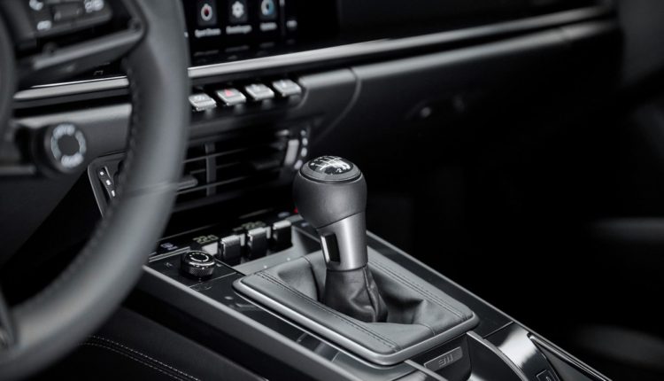 Porsche-911-Carrera-T-thailand-official-booking (7)