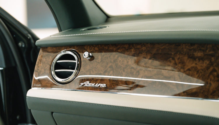 Bentayga-EWB-Azure-Bentley-thailand-premiere10