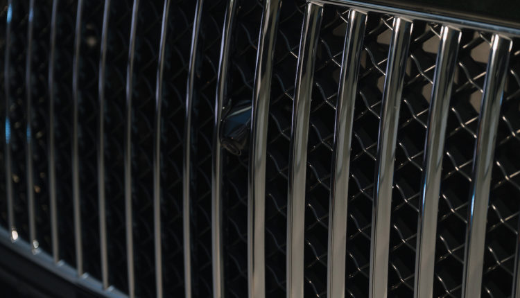 Bentayga-EWB-Azure-Bentley-thailand-premiere5