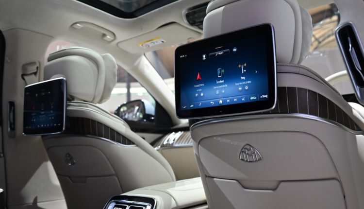Mercedes-Maybach-S580e-thailand-local-production-launch (6)