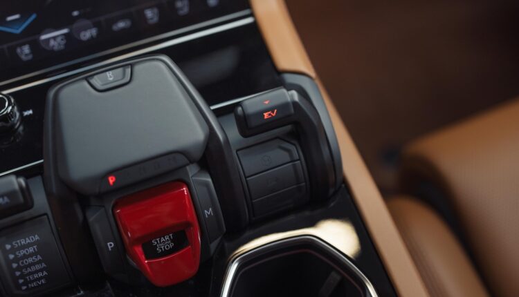 Lamborghini-Urus-SE-world-premiere-first-plug-in-hybrid-super-suv (15)