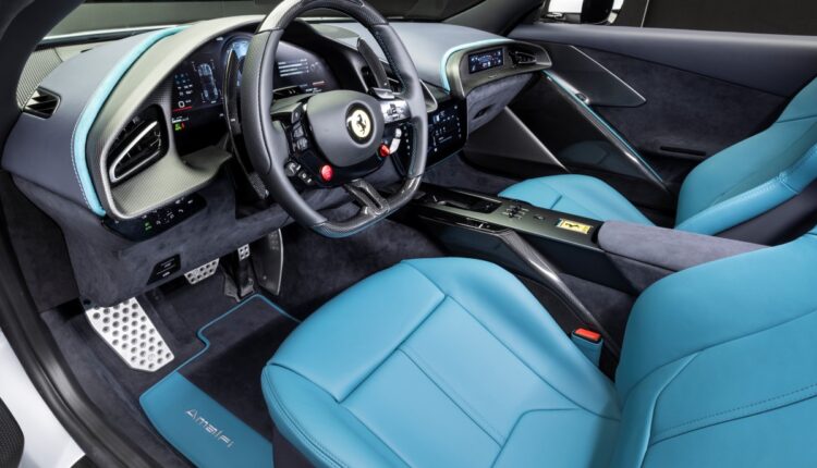 Ferrari-introduced-new-Amalfi-gt-coupe-front-mid-v8-world-premiere-2025 (19)