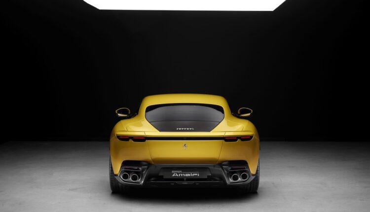 Ferrari-introduced-new-Amalfi-gt-coupe-front-mid-v8-world-premiere-2025 (32)