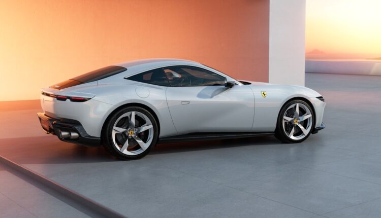 Ferrari-introduced-new-Amalfi-gt-coupe-front-mid-v8-world-premiere-2025 (45)