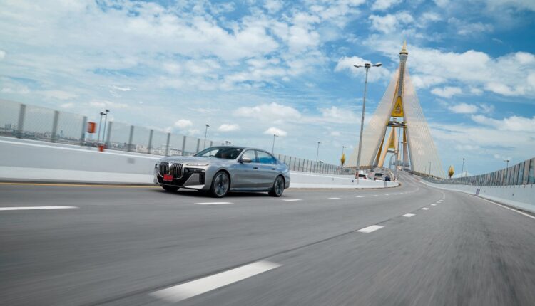 Millennium-Auto-Group-MGC-ASIA-celebrates-25th-anniversary-with-The-i7-the-Incredible-7-Series-theme (1)