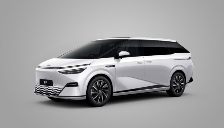 xpeng-builds-on-its-success-launching-the-x9-executive-in-thailand (5)