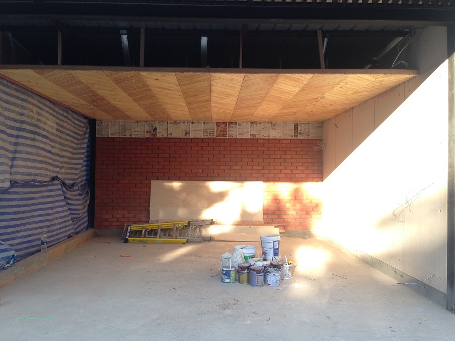 โครงโดยรวมพร้อมสำหรับงานสีและงานหน้าต่างอลูมิเนียม