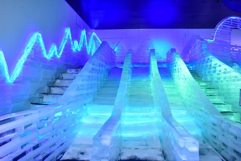 Frost-Magical-Ice-of-Siam-7