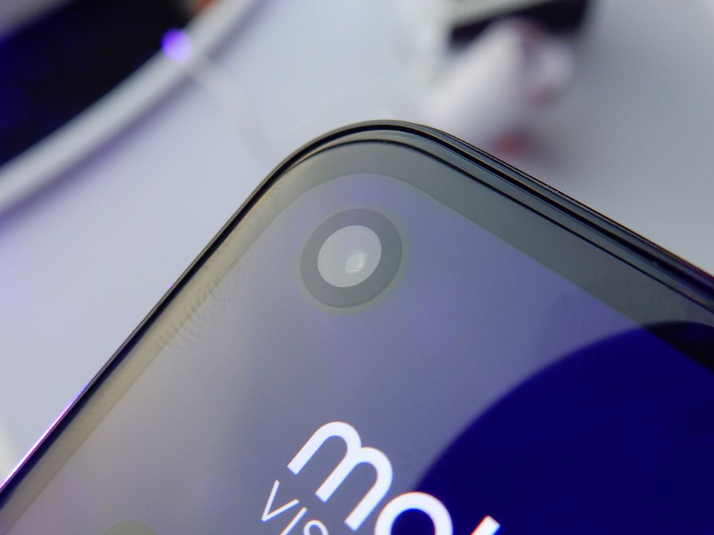 motorola vision one_04