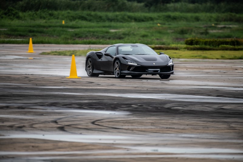 Ferrari F8 Spider Thailand Test (14)