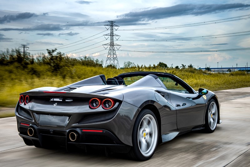 Ferrari F8 Spider Thailand Test (26)