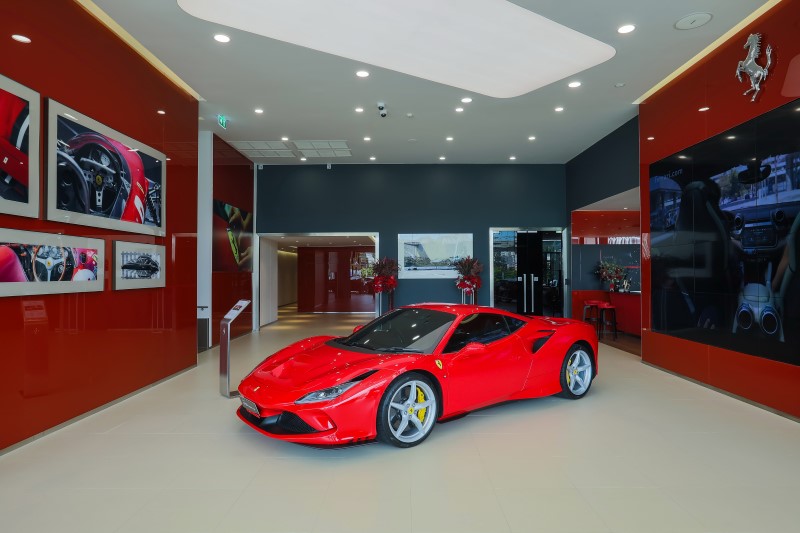 Cavallino Motors New Ferrari CI 2020 (7)