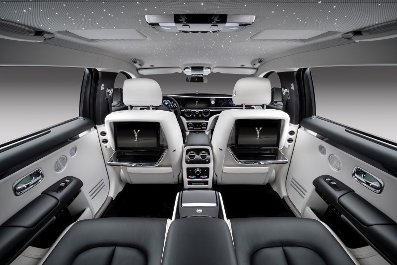 New Rolls-Royce Ghost Extended Thailand (11)