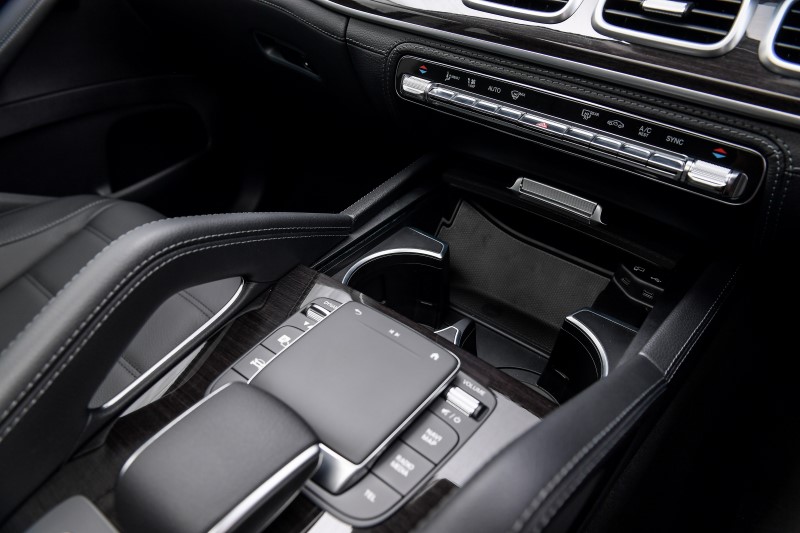 Mercedes-Benz GLS350d TH Production 2021 (17)