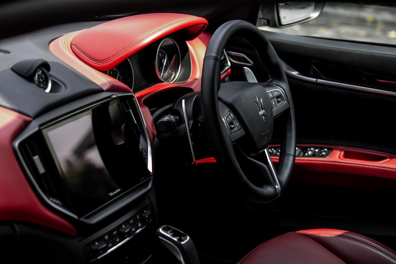 Maserati Ghibli Hybrid Thailand (10)