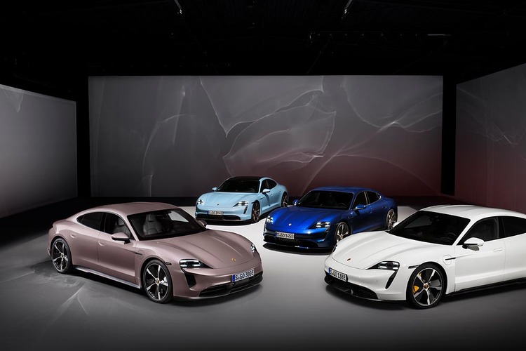 New Porsche Taycan model range 2021 (1)