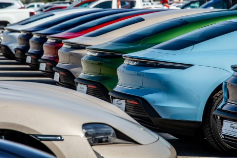 04_เอเอเอสฯ พร้อมส่งมอบประสบการณ์ในการเป็นเจ้าของรถปอร์เช่โดยไม่ต้องรอ (Mobile)