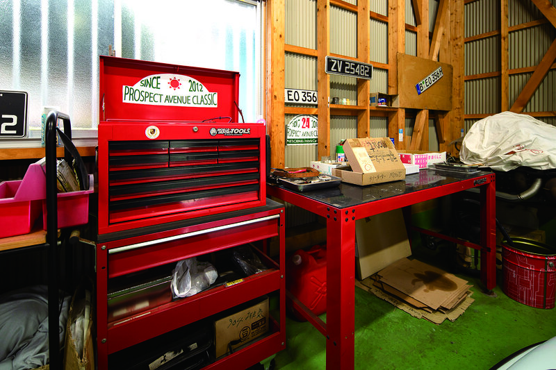 แนะนำ TOOL BOX และโต๊ะที่จำหน่ายโดยร้านเครื่องมือ “WORLD IMPORT TOOLS” มีเครื่องมือเตรียมไว้ตามที่ช่างต้องการ