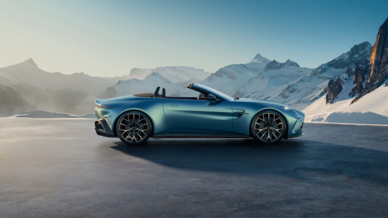 Aston Martin Vantage Roadster_8