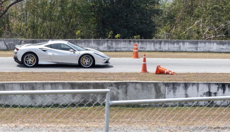 Ferrari F8 Tributo Thailand TEST DRIVE (18)