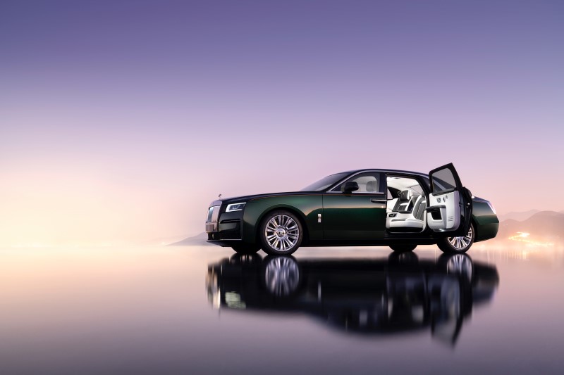 New Rolls-Royce Ghost Extended Thailand (9)