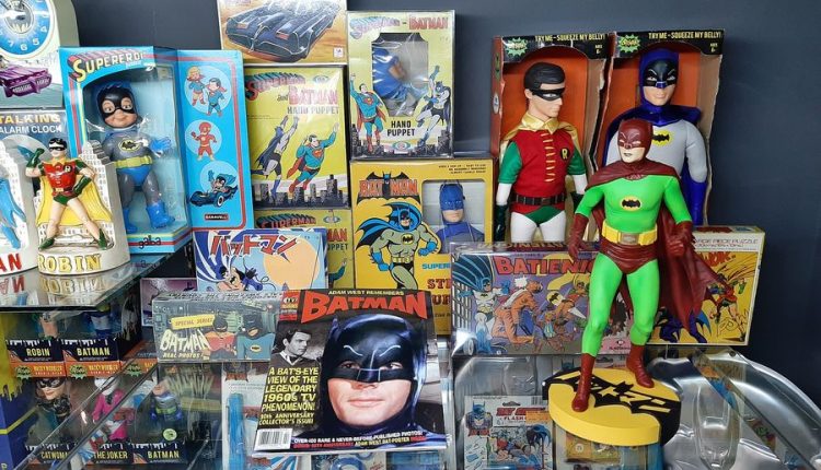 batcat museum and toy_43