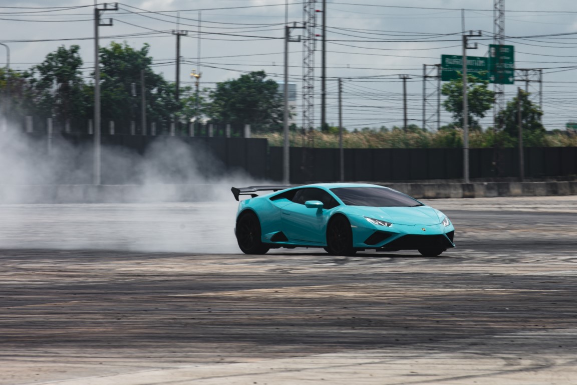 Lamborghini Drive to Drift & Track_139 (Medium)