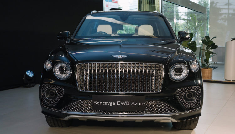 Bentayga-EWB-Azure-Bentley-thailand-premiere6