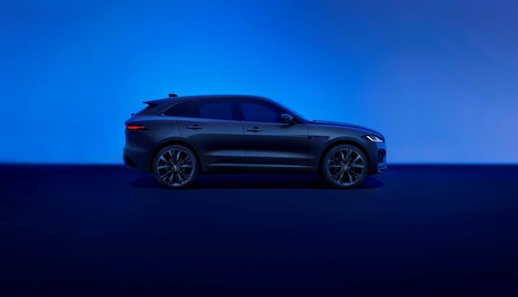 jaguar-new-f-pace-r-dynamic-se-p400e-thailand-launch2