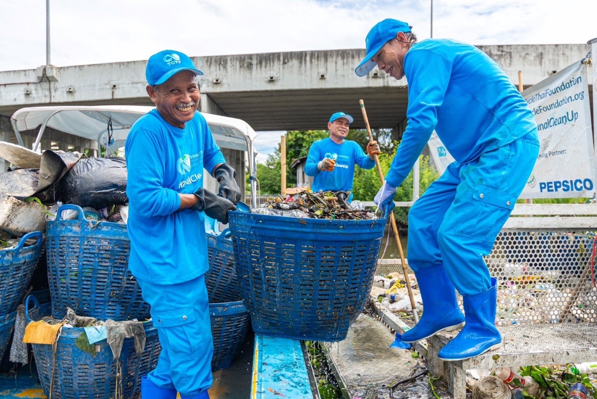 the-bangkok-cleanup-project-audi-thiland-ferry-porsche-foundation (6)