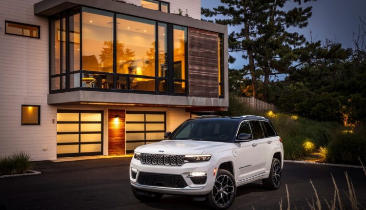 All-new 2022 Jeep® Grand Cherokee Summit 4xe