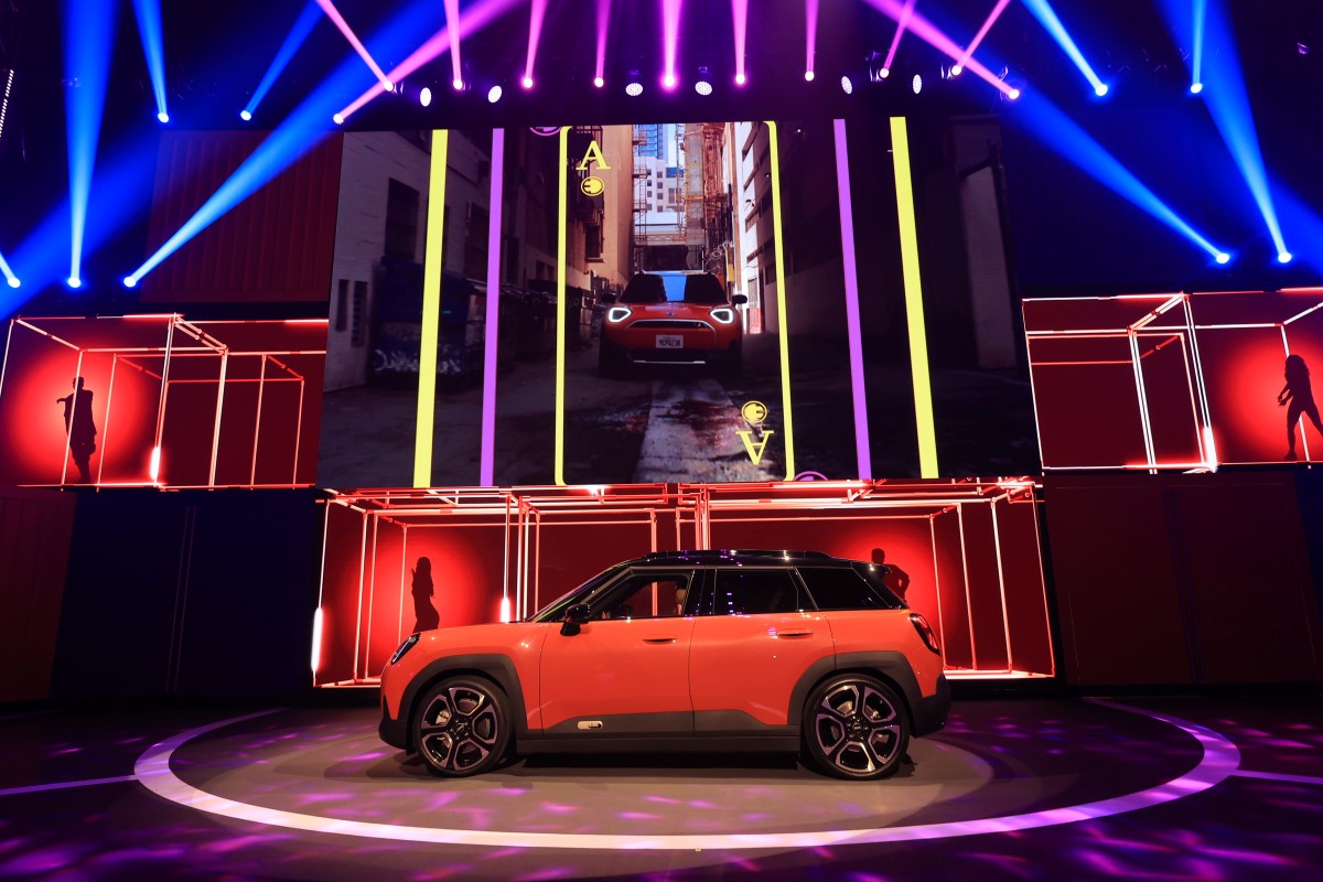 MINI-Thailand-launch-new-line-up-2024-cooper-countryman-se (15)