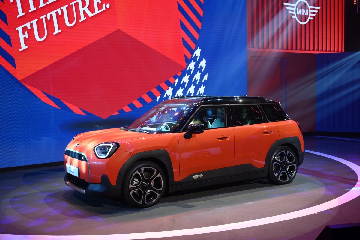 MINI-Thailand-launch-new-line-up-2024-cooper-countryman-se (2)