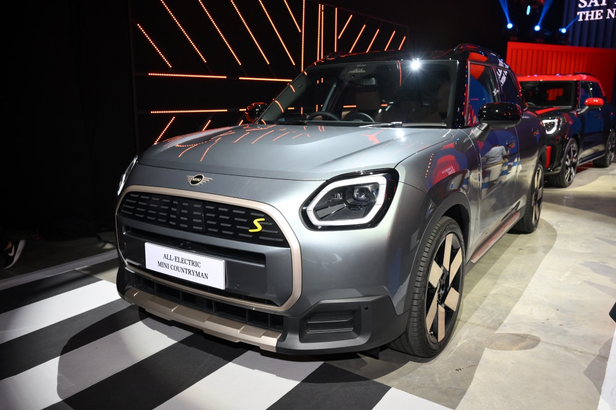 MINI-Thailand-launch-new-line-up-2024-cooper-countryman-se (6)