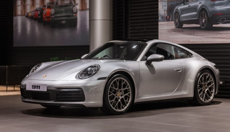 aas-introduce-porsche-the-iconic-911-Weekend (19)