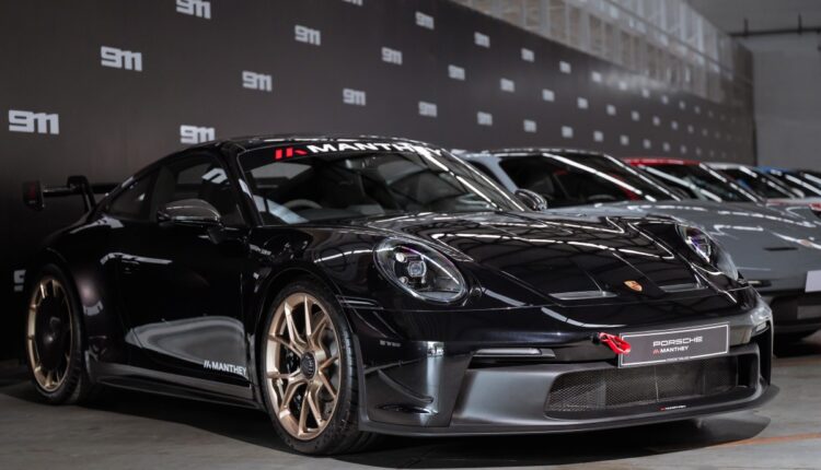 aas-introduce-porsche-the-iconic-911-Weekend (55)