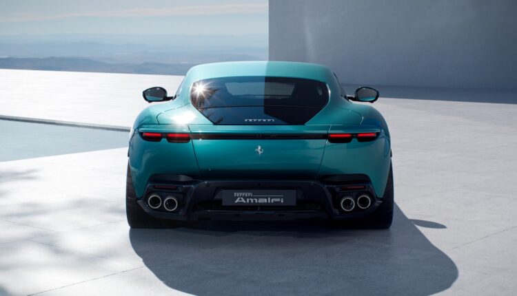 Ferrari-introduced-new-Amalfi-gt-coupe-front-mid-v8-world-premiere-2025 (44)