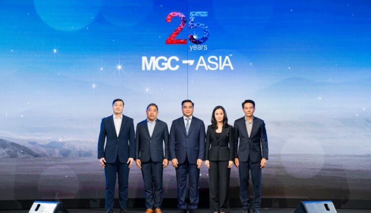 Millennium-Auto-Group-MGC-ASIA-celebrates-25th-anniversary-with-The-i7-the-Incredible-7-Series-theme (7)