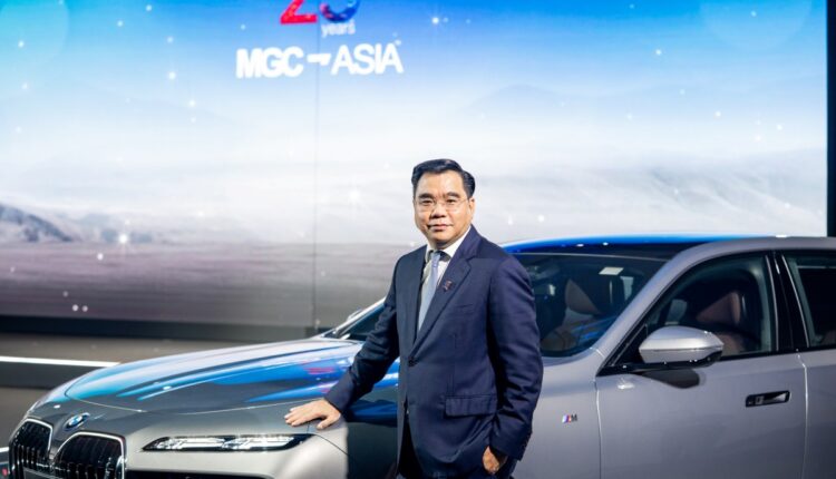 Millennium-Auto-Group-MGC-ASIA-celebrates-25th-anniversary-with-The-i7-the-Incredible-7-Series-theme (8)